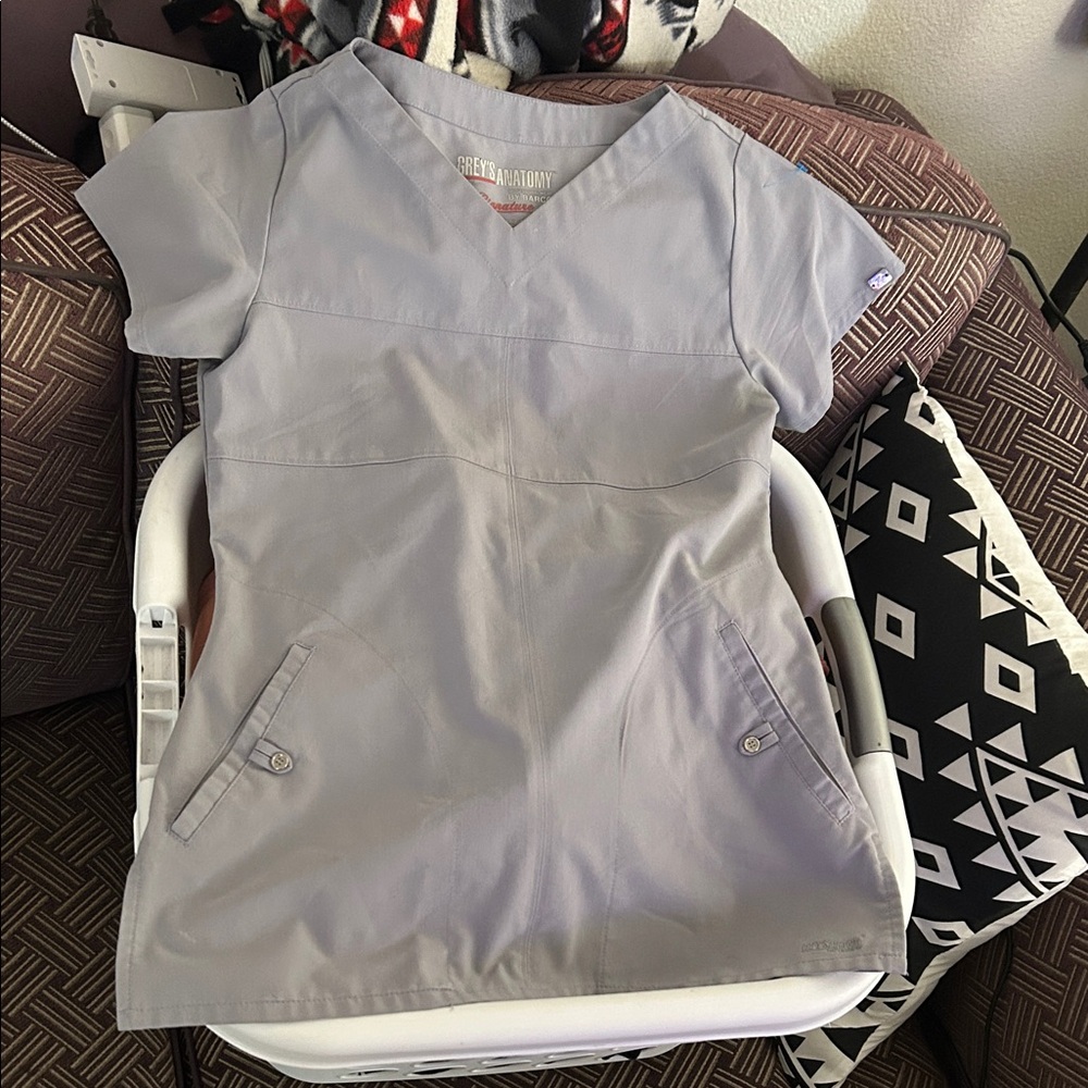 Grey's Anatomy Light Gray Women's Top